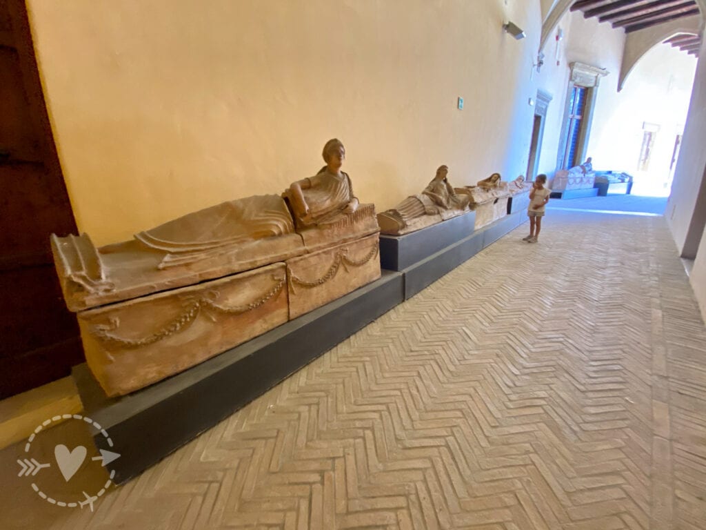 Una giornata alla Necropoli di Tarquinia per conoscere gli etruschi.