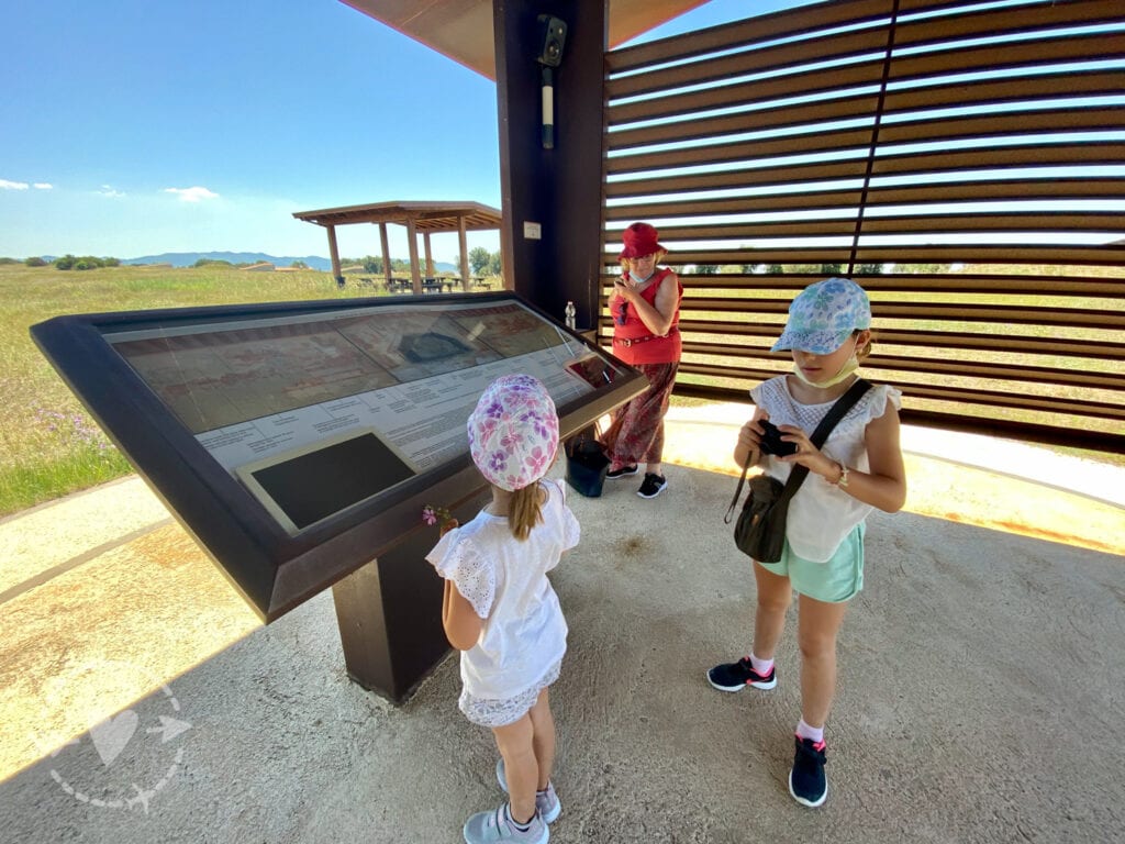 Una giornata alla Necropoli di Tarquinia per conoscere gli etruschi.