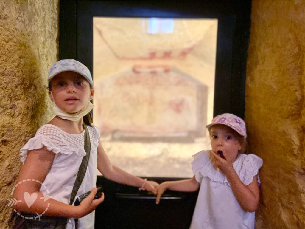 Una giornata alla Necropoli di Tarquinia per conoscere gli etruschi.